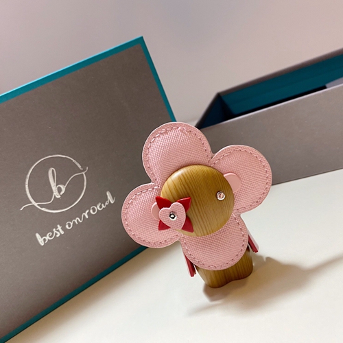 ブランドキーホルダー素材ディテール